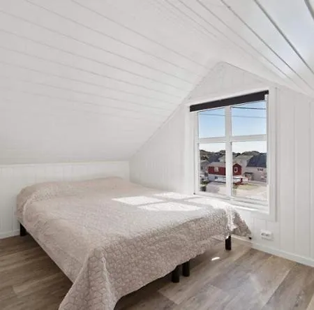 Ragnahuset - Koselig Minihus I Fiskevaer Villa Sennesvik Exterior photo